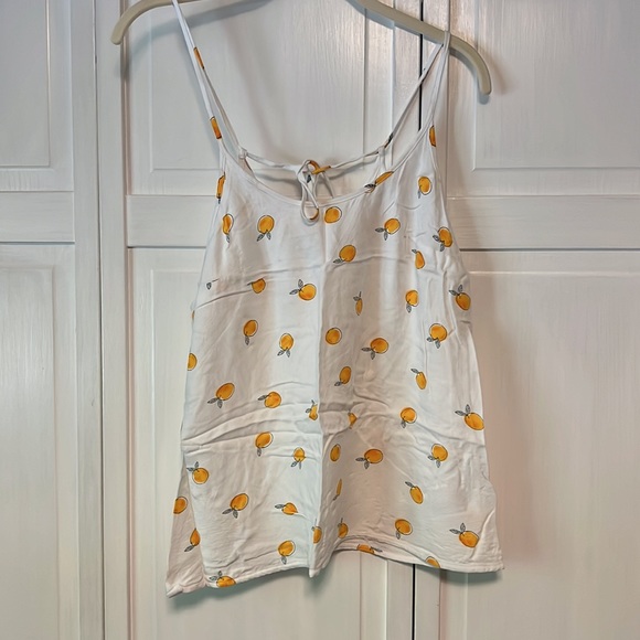 A new day tank.  Size small. - Picture 3 of 5